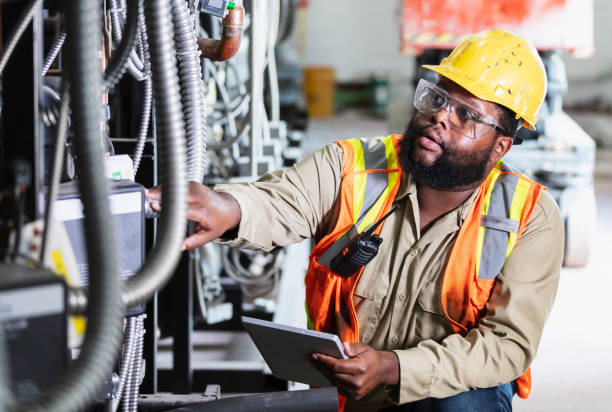 Best Affordable Emergency Electrician  in Hasley Nyon, CA